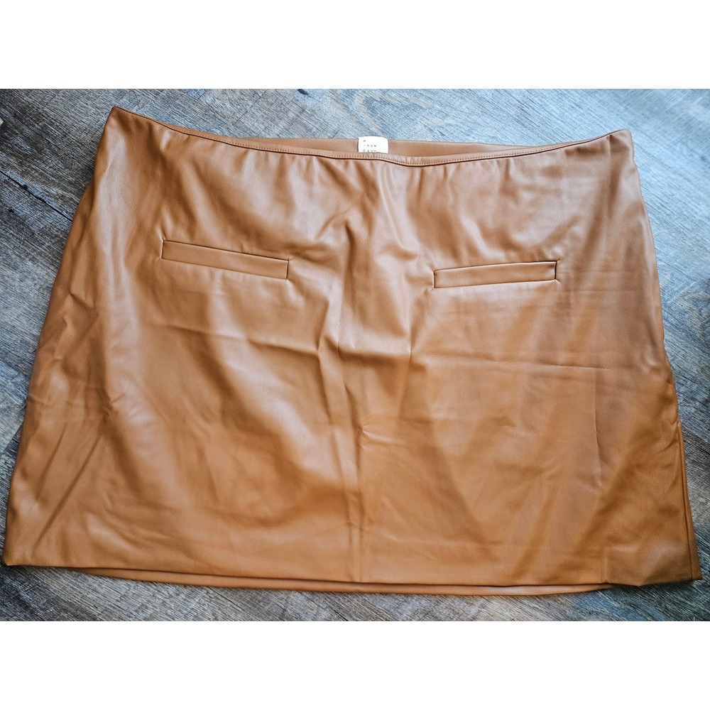 A new day pleather camel color skirt NWT size 22
